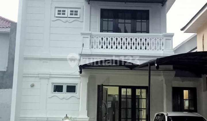 Rumah Rapih Siap Huni Tanpa Furniture di Kota Wisata Cibubur