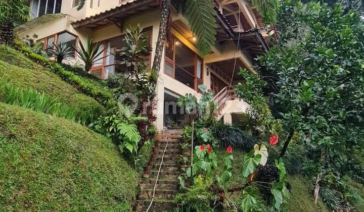 VILLA at Villa Estate MEGA INDAH, Megamendung Puncak Bogor