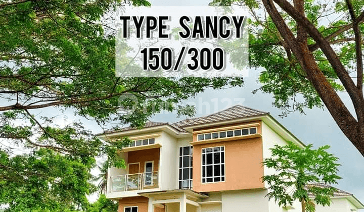 Two-Story Hook House with Spacious Land in Griya Maleosan Indah, Manado