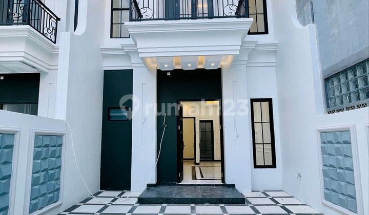 Rumah 2 Lantai Dekat Solaria Kawasan Grand Depok City
