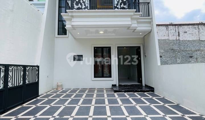Rumah 2 Lantai Siap Huni Dekat Grand Depok City
