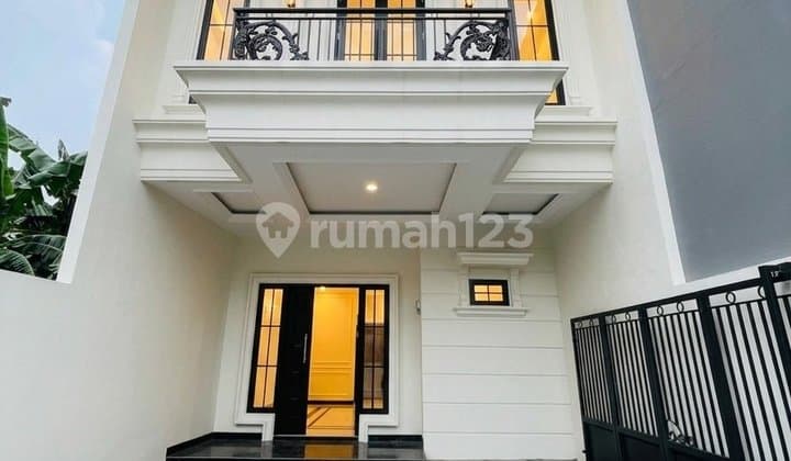 Comfortable 2-Story House Near Station and Gdc Area