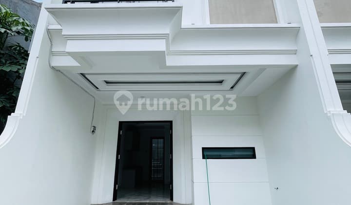 Rumah Siap Huni Jalan Kaki Ke Stasiun Depok Lama
