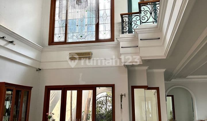 Rumah Mewah di Intercon Luas 800 M