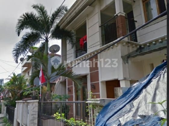 Jual Rumah Lebih Murah dari Rumah Tetangga Sebelah di Menteng