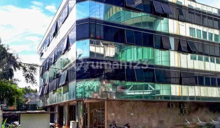 Jual Gedung Siap Pakai Lokasi Strategis di Menteng