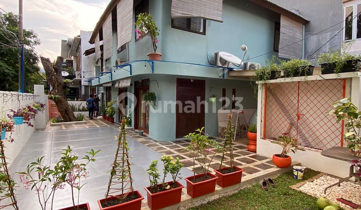 Rumah Nyaman 2 Lantai dan Siap Kolam Renang Bintaro Sektor4