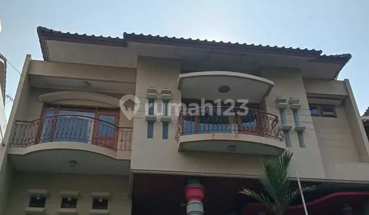 Rumah Elite Prv Dekat Perkantoran Dan Pendidikan