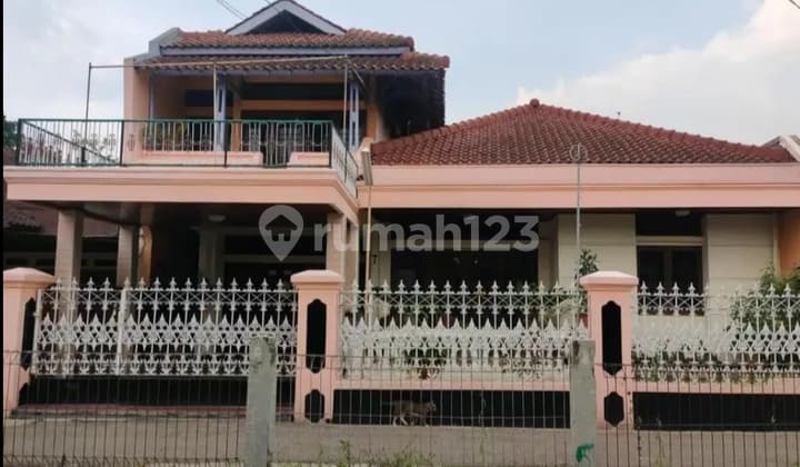Rumah 1,5 Lantai Dekat Perkantoran dan Tol Buah Batu
