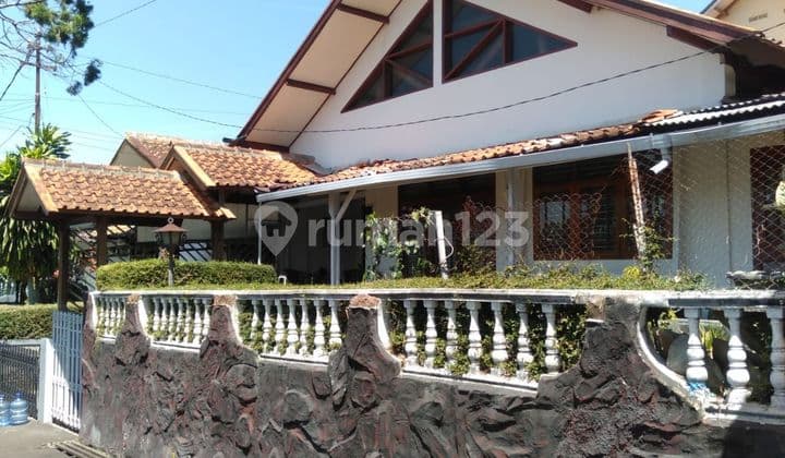 Rumah Dibawah Njop Bukit Dago Dekat Perkantoran