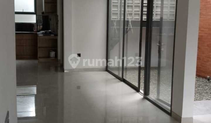 Rumah Baru Siap Huni Turangga Dekat Perkantoran