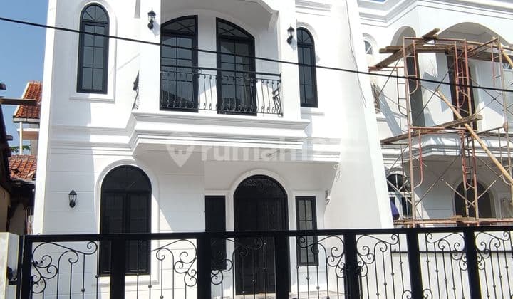 Rumah Baru 2 Lantai Turangga Dekat Perkantoran