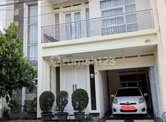 Rumah Kokoh Margacinta Dekat Perkantoran Dan Pendidikan