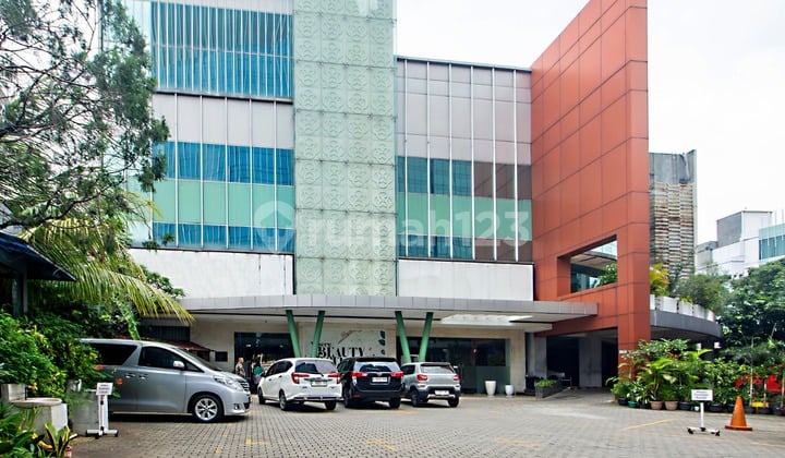 Dijual Gedung Kantor Strategis di Menteng
