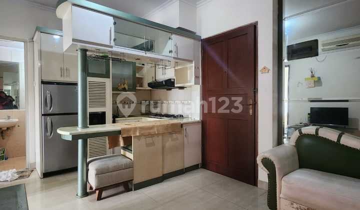 Rent Apartemen Mediterania Garden 1 Samping Central Park