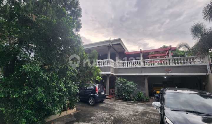 Cheap Sale Old Commercial House West Jakarta