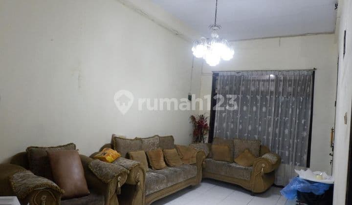 Rumah 3 Lantai di Jelambar Rapi Murah Jakarta Barat