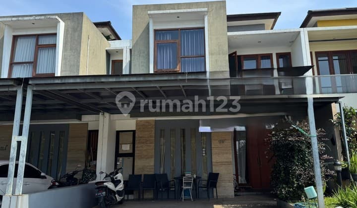 Dijual Rumah Siap Huni 2 LT Cherryfield Dekat ToL BUBAT Bandung