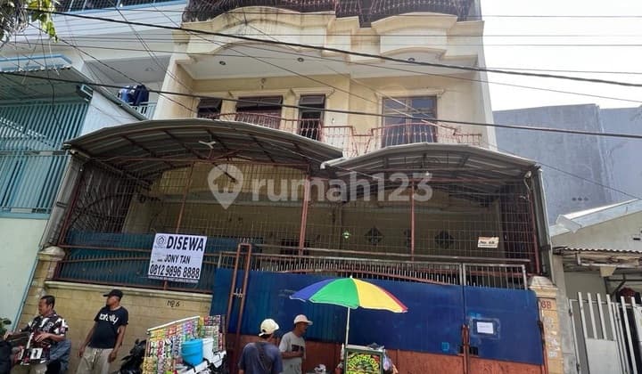 Disewa Rumah Jelambar Barat Siap Huni