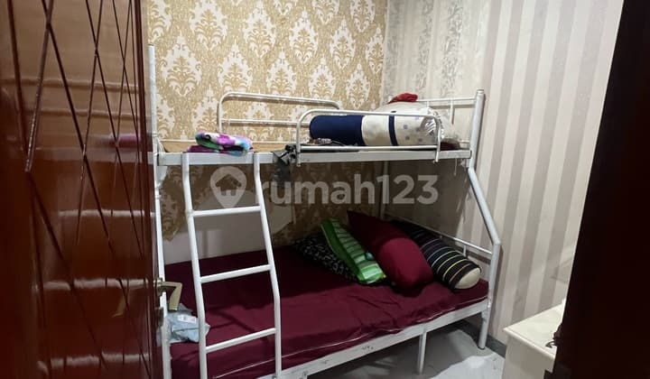 Rumah 3 Lantai Siap Huni Goflake