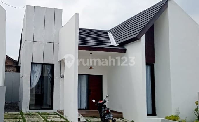 RUMAH SMARTHOME SIAP HUNI HANYA 1 MENIT KE POLRES SLEMAN DI MLATI SLEMAN
