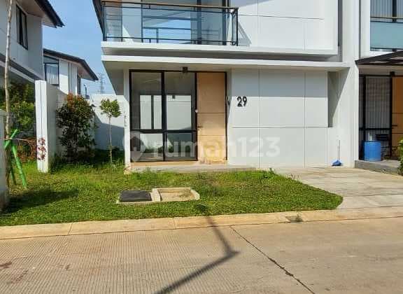Rumah 2 Lantai Baru di Cendana Parc, Lippo Karawaci, Tangerang