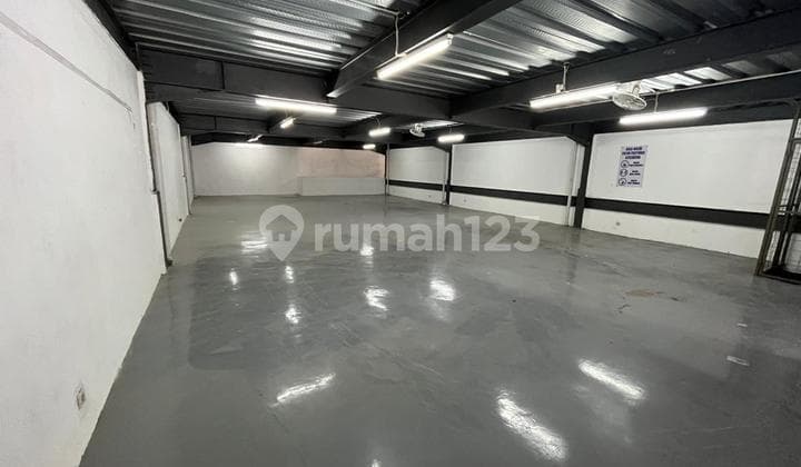 Strategic Elang Laut Kamal Warehouse North Jakarta Area 720m2
