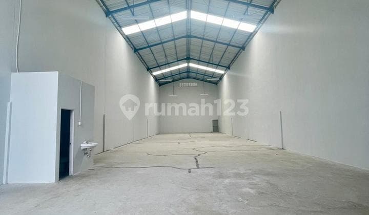 Gudang Baru di Teluk Naga Tangerang Luas 420m2 Akses Cont 40 feet