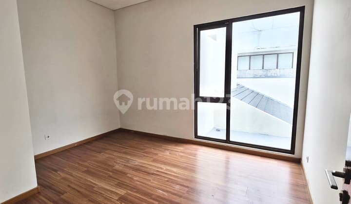 Dijual Rumah Bsd Eminent Prestigia Rapi Tangerang