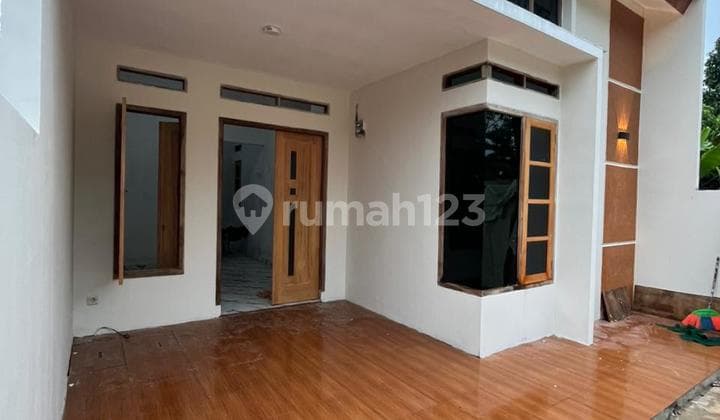 Rumah Cluster Murah Siap Huni Bergaya Modern Akses Strategis