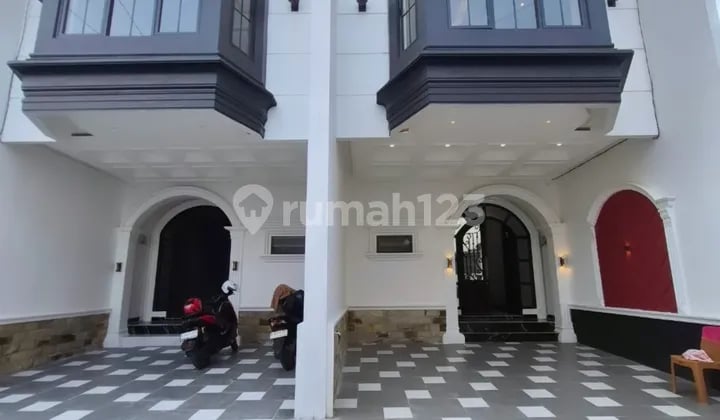 Rumah Siap Huni Diapit Pintu Tol Krukut dan Pintu Tol Kukusan Beji Depok