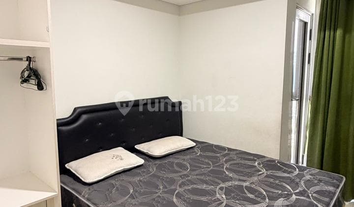 Rent Florence Furnished House 8X20