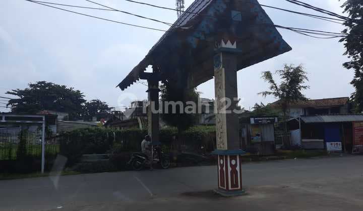 Land for Sale 1.8 Million/Negotiable in Ciputat, South Tangerang.