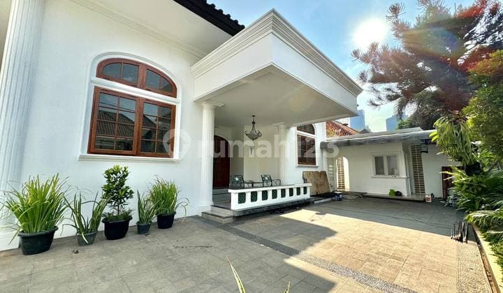 Rumah Siap Huni ,rumah Mewah ,bagus Terawat,dimenteng Area Jakarta Pusat