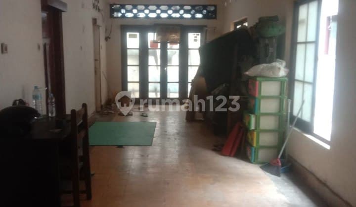 Rumah dibawah harga NJOP,Jl Kebon Sirih Barat, Kebon Sirih Menteng Jakarta Pusat, Rumah Kostan Masih Aktif,,lokasi strategis,area komersil