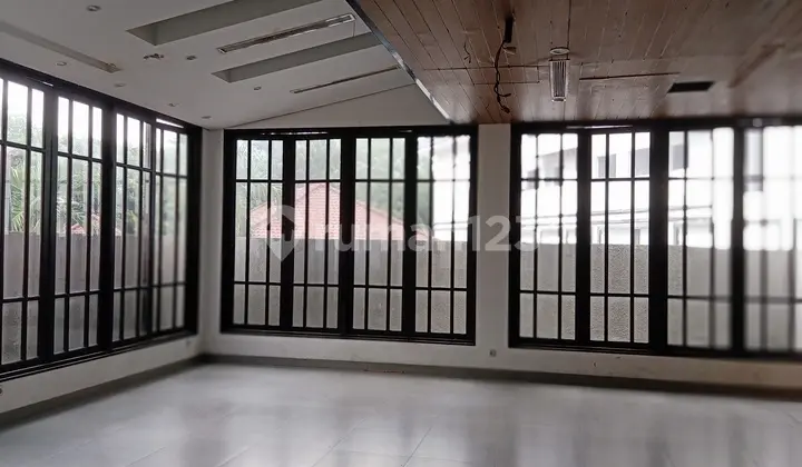 Ruang Usaha Dekat Jl Wahid Hasyim,jl Johar ,menteng,JAKARTA Pusat