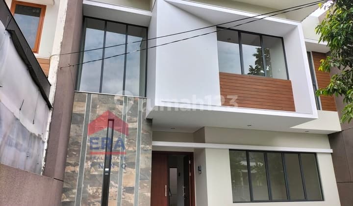 Rumah Baru Minimalis Dalam Cluster Batununggal Bandung