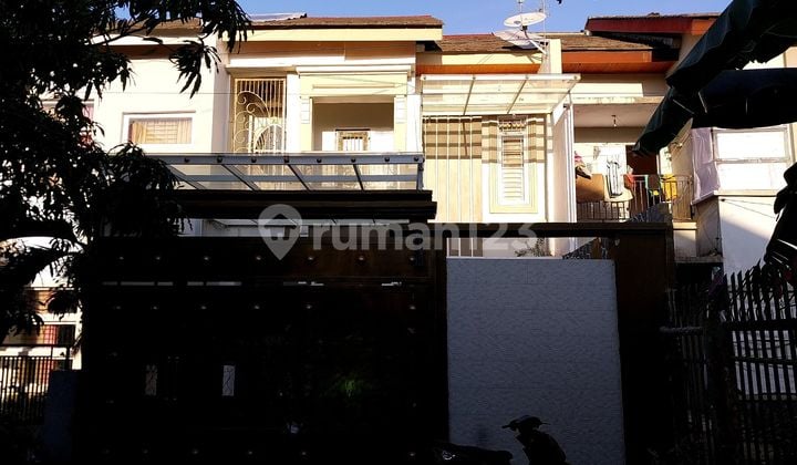 Rumah 2 Lantai di Pengayoman Full Furnis Bagus Bersi