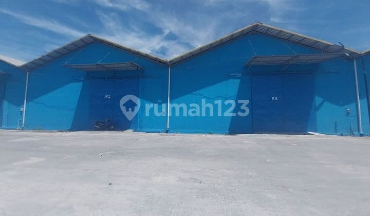 Gudang Mura Di Makassar Samping Toll