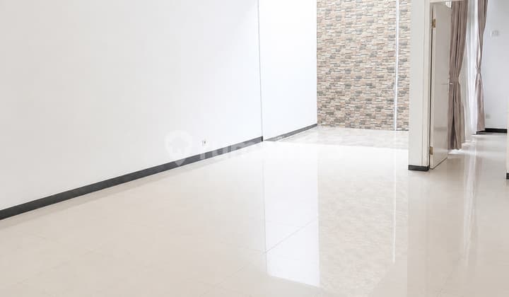Good Quality Ready-to-Occupy House in Taman Alfa Indah Joglo Kembangan, West Jakarta