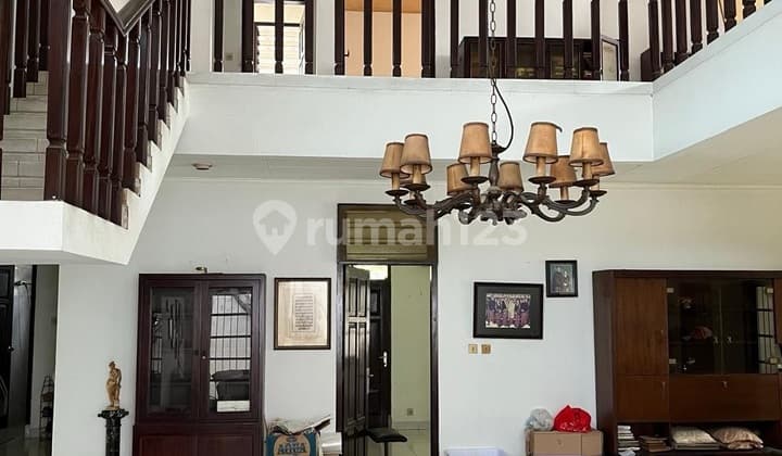 Rumah Bagus Strategis di Cipete Jakarta Selatan