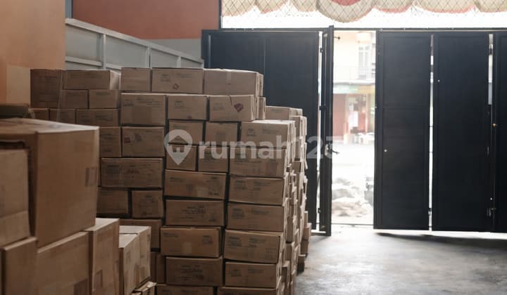 Gudang Mainroad Siap Huni di Sukabumi Utara Kebon Jeruk Jakarta Barat