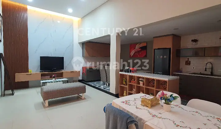 Rumah Baru 1.5Lt, Full Furnished, Pusat Kota Bandung, Turangga