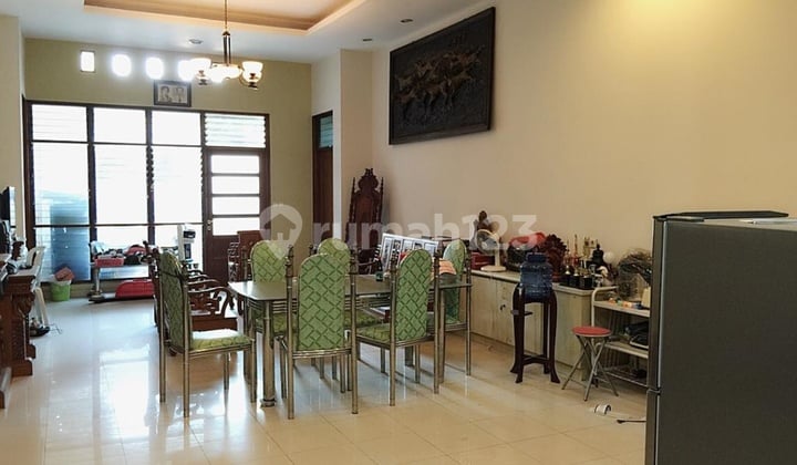 Rumah Semarang Kota Deket Kampus