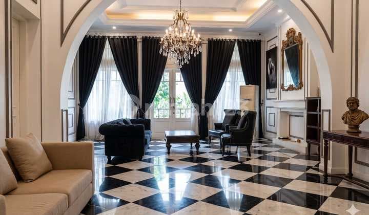 Heritage House S.parman