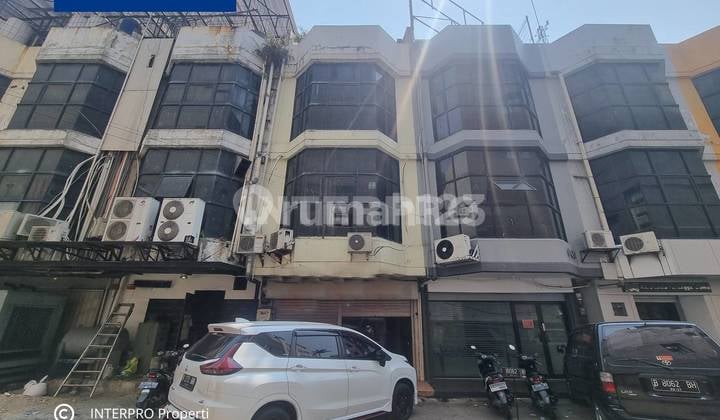 Ruko 4 Lantai di Prisma Kedoya, Jakarta Barat 230 M Bagus HGB