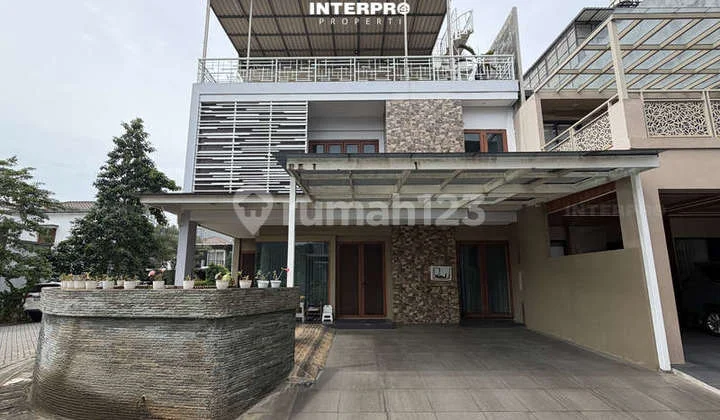 Rumah 3,5 Lantai Siap Huni Puri Mansion Hadap Selatan - 174M2