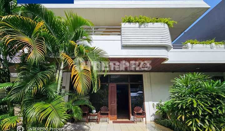 Rumah 2 Lantai Sunrise Garden Siap Huni LT 375m2 4 Kamar Tidur