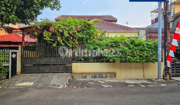 Rumah Siap Huni 2 Lantai Puri Indah Luas Tanah 150m2 Layout Bagus