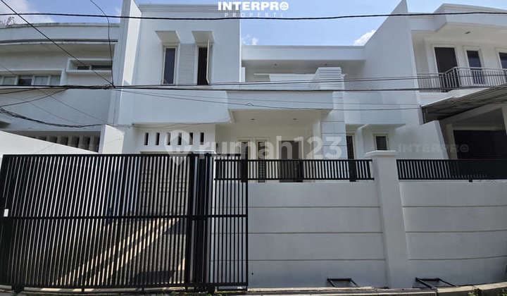 Rumah 2 Lantai Dijual Perumahan Green Ville Siap Huni - LT 220m2